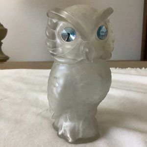 Vintage Avon Snow Owl Sonnet Powder Sachet with Blue Rhinestone Eyes